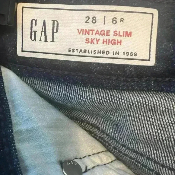 Gap Women’s Vintage Slim High Rise Crop Jeans - Picture 7 of 13